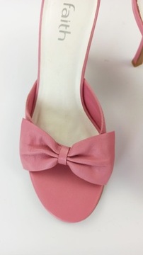 Różowe buty klapki na szpilce z kokardą Faith skór