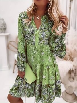Lużzna , zielona sukienka z falbanką
