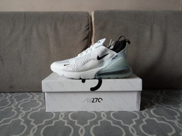 Air 270 biale top