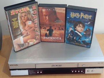 Magnetowid VHS PANASONIC + kasety