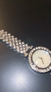 Elegancki damski zegarek