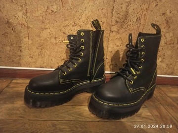 Glany Dr. Martens