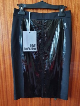Czarna ołówkowa spódnica Love Moschino - nowa