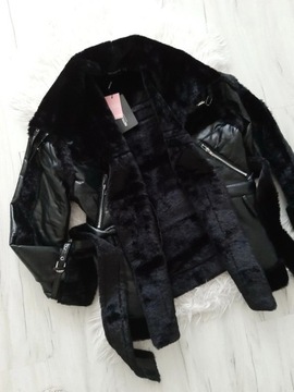 Piękny czarny kożuch kurtka z futrem miś M/L