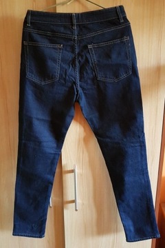 Spodnie jeansowe nowe - krój skiny
