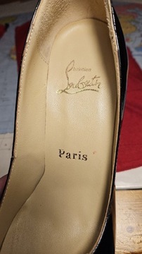 SZPILKI CHRISTIAN LOUBOUTIN rozm. 39