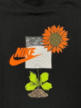 T-shirt Nike Vintage Flower XS czarny