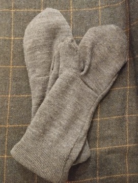 Szare rękawice wełniane handmade 