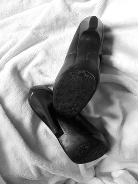 Czarne buty na cudownym obcasie 39 Graceland Nowe 