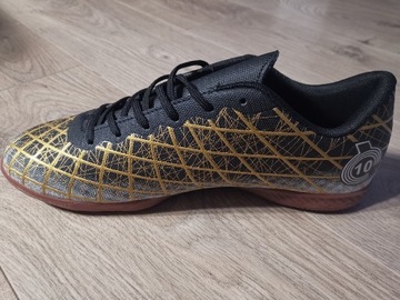 Nowe buty piłkarskie do piłki nożnej halowe halówki sale hale orlik 44
