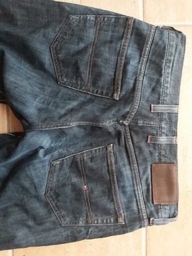 Spodnie jeans W33 L32. Tommy Hilfiger M/L.