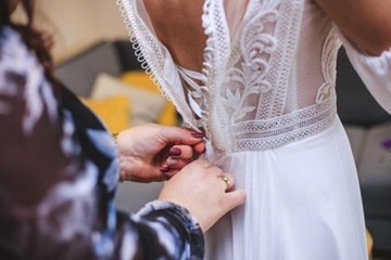Suknia ślubna w stylu boho 1200 zł 