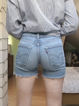 Levi's jeans krótkie spodenki szorty z dziurami rozm. S/M sexy