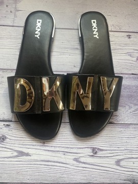 Klapki skórzane DKNY 