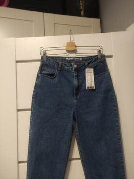 Spodnie damskie jeansowe Mom Fit Pepco Beloved 