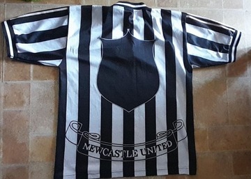 Domowa koszulka adidas Newcastle na sezon 1997-98