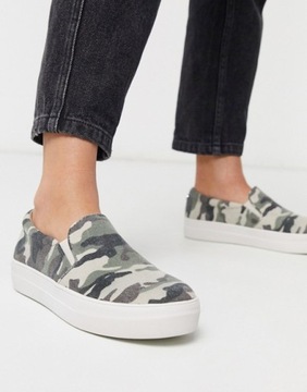 Slip-on'y Steve Madden