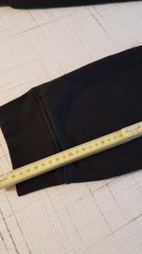 Czarne spodnie dresowe firmy "FSBN" wielkość L