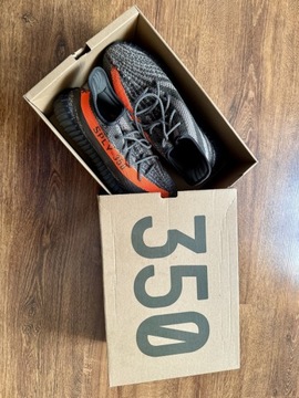 Adidas Yeezy Boost 350 v2 Carbon Beluga 44.2/3 black