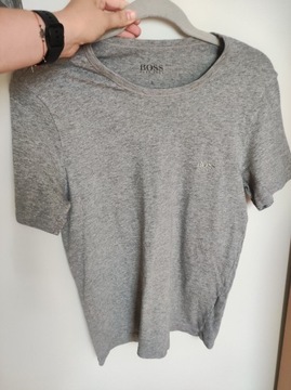 Szary t-shirt Hugo Boss S, na lato, unisex