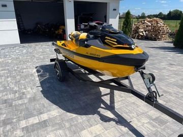 Sea-Doo Rxt x 300 Water Scooter сразу же доступен