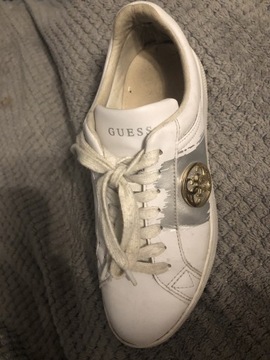 Buty guess