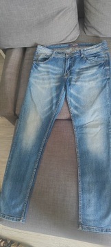 Jeans 36 XXL plus koszulka i kurtka. 
