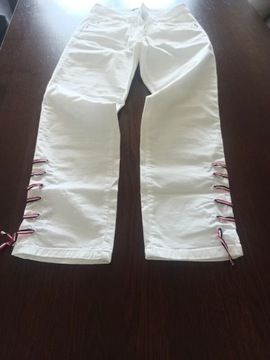 Spodnie białe Monnari