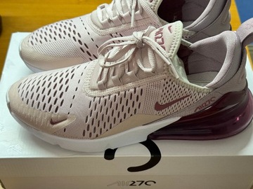 Nike Air Max 270 Barely Rose (EU40)