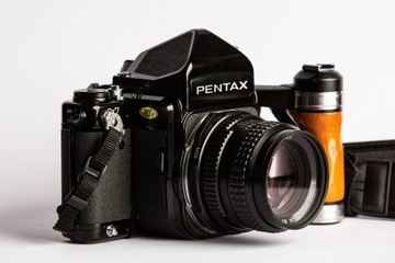 Pentax 6x7, 105mm f / 2.4, 160mm f / 2.8