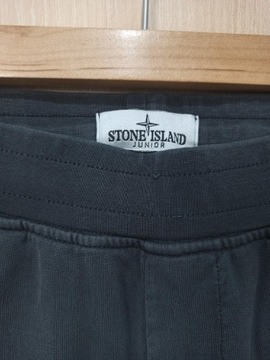 Spodnie dresowe firmy Stone lsland rozmiar M 