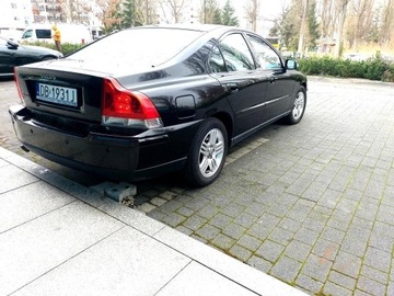 Volvo S60 2.4D5D, manualna Xenon alufelgi klimat 