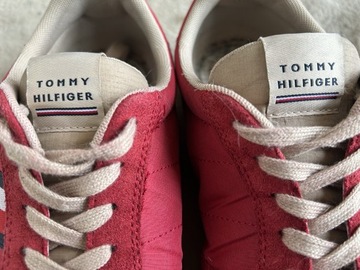 Tommy Hilfiger Buty Sneakersy Czerwone Rozmiar 43