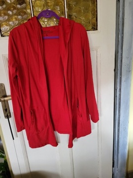 Bluza czerwona z kapturem 