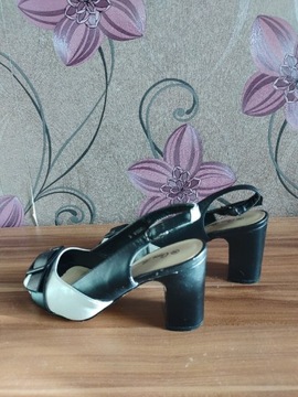 BUTY DAMSKIE CLARA BARSON ROZ.36