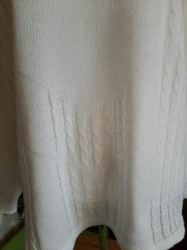 kobiecy biały sweterek w serek, L