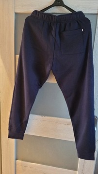 Spodnie męskie rozmiar M Calvin Klein 