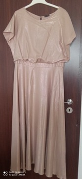 Piękna długa sukienka ,złoty kolor rozm48