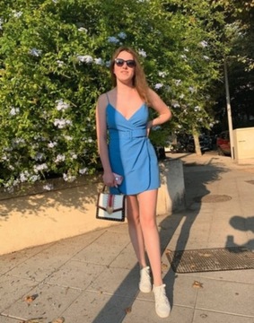 Zara niebieska sukienka z paskiem len lato wakacje