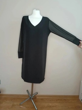 Czarna elegancka sukienka marki Moon XL