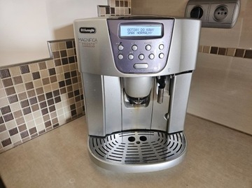 Ekspres DeLonghi Magnifica Pronto ESAM4500