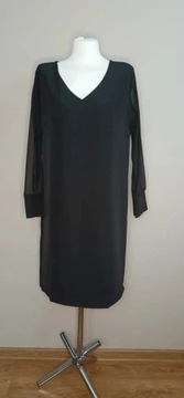 Czarna elegancka sukienka marki Moon XL