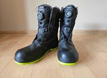 Buty robocze Ume 979 od Arbesko R 45