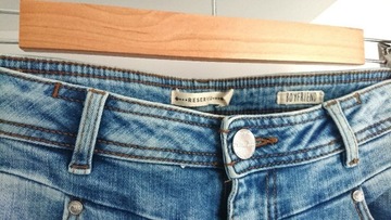 RESERVED Spodnie jeansowe boyfriend r 36 NOWE