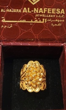 Złoty pierścionek stan nowy 24 karat złoto Oman 