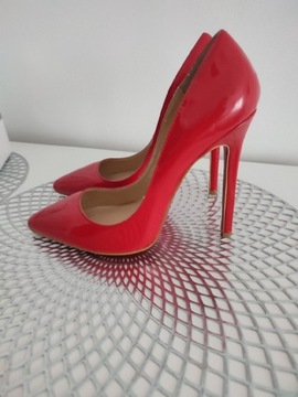 Czerwone Szpilki Christian Louboutin 