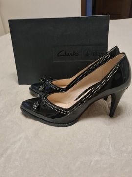 Szpilki czarne lakier Clarks 25 cm, UK 6,5  40