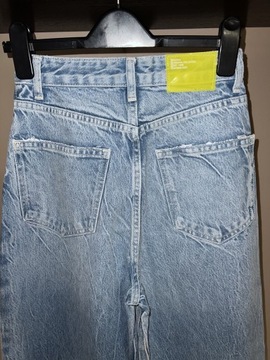Bershka spodnie jeansowe z szerokimi nogawkami