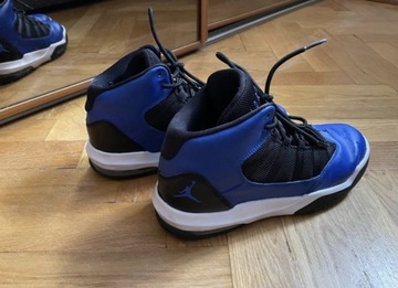 Nike Air Jordan max aura black photo blue