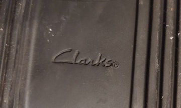 Czarne półbuty Clarks 